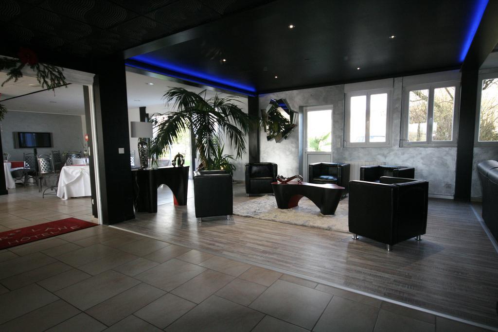 Hotel Air-Lane Saint-Léger-sous-Brienne エクステリア 写真