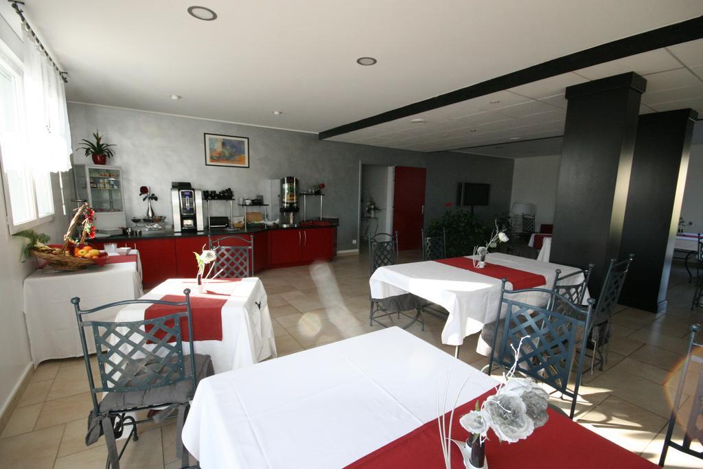 Hotel Air-Lane Saint-Léger-sous-Brienne エクステリア 写真